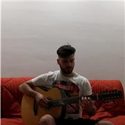 Maestro di Chitarra classica ed acustica